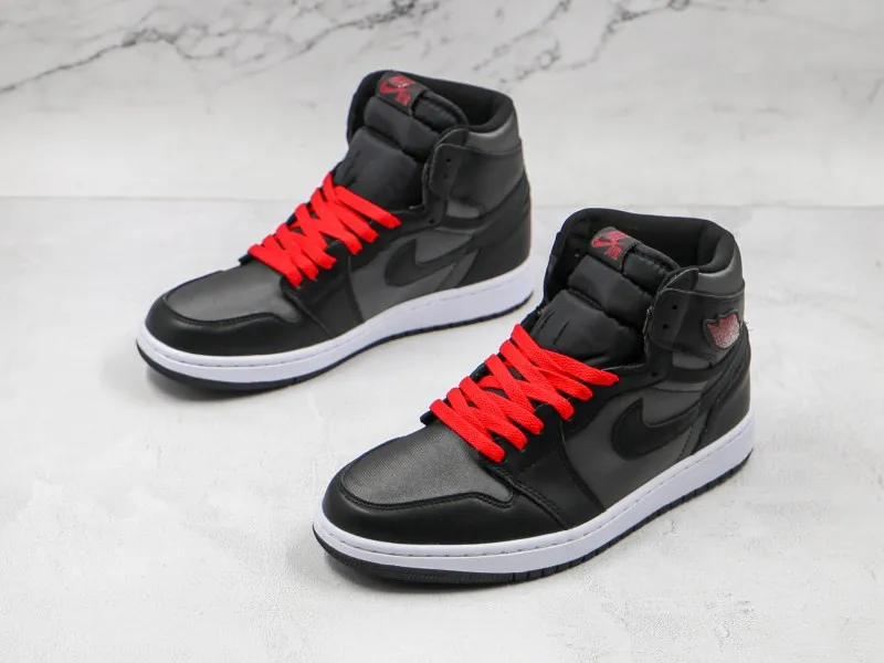 Nike Air Jordan 1 High “Black Satin” Modelo 217H